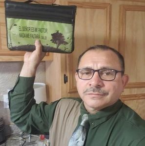 Meet your Posher, Marcos